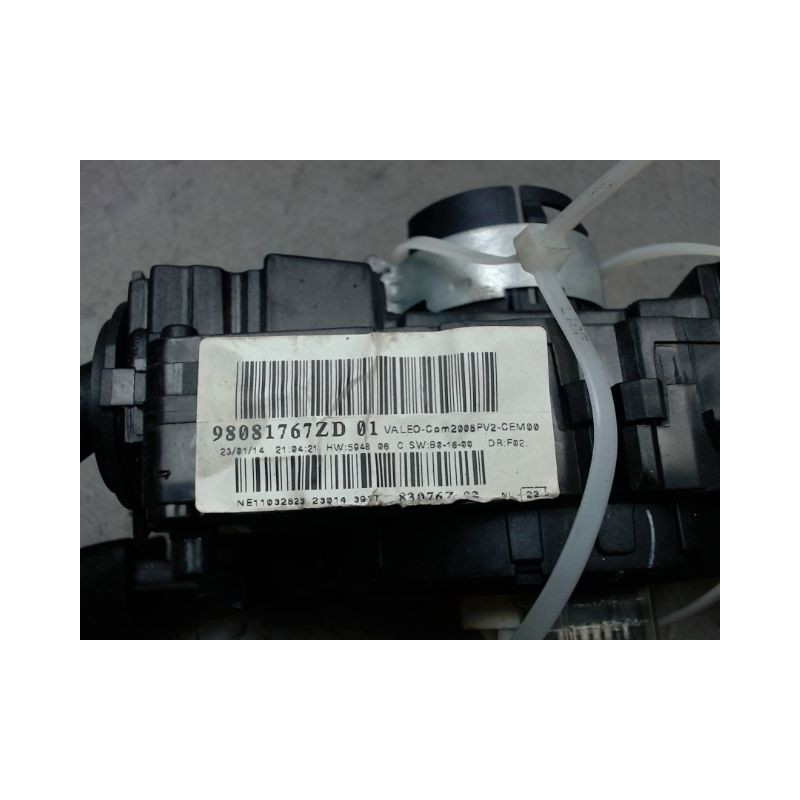 BLOC COMMODOS PEUGEOT 208