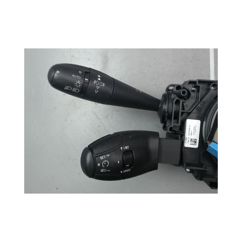 BLOC COMMODOS PEUGEOT 5008