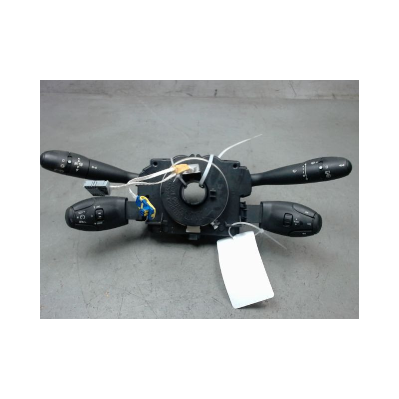 BLOC COMMODOS PEUGEOT 206+ 2009-
