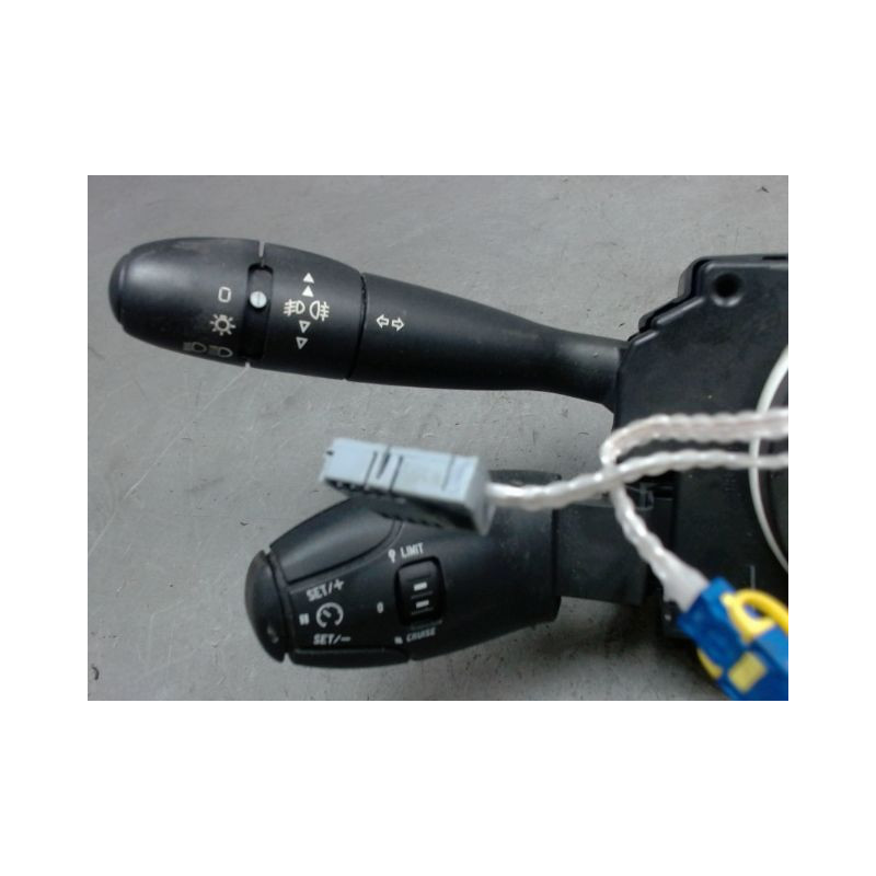 BLOC COMMODOS PEUGEOT 206+ 2009-