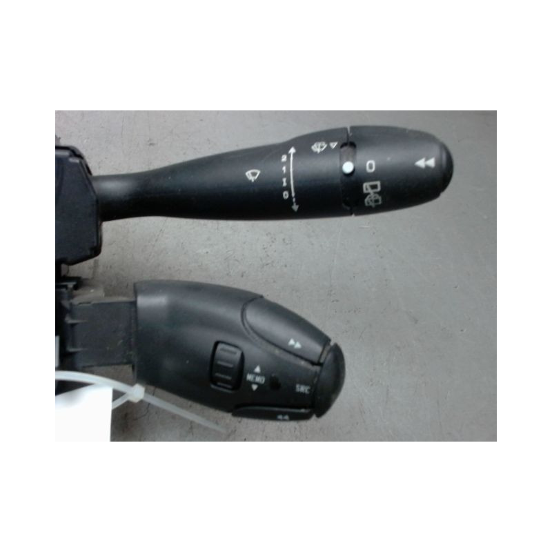 BLOC COMMODOS PEUGEOT 206+ 2009-