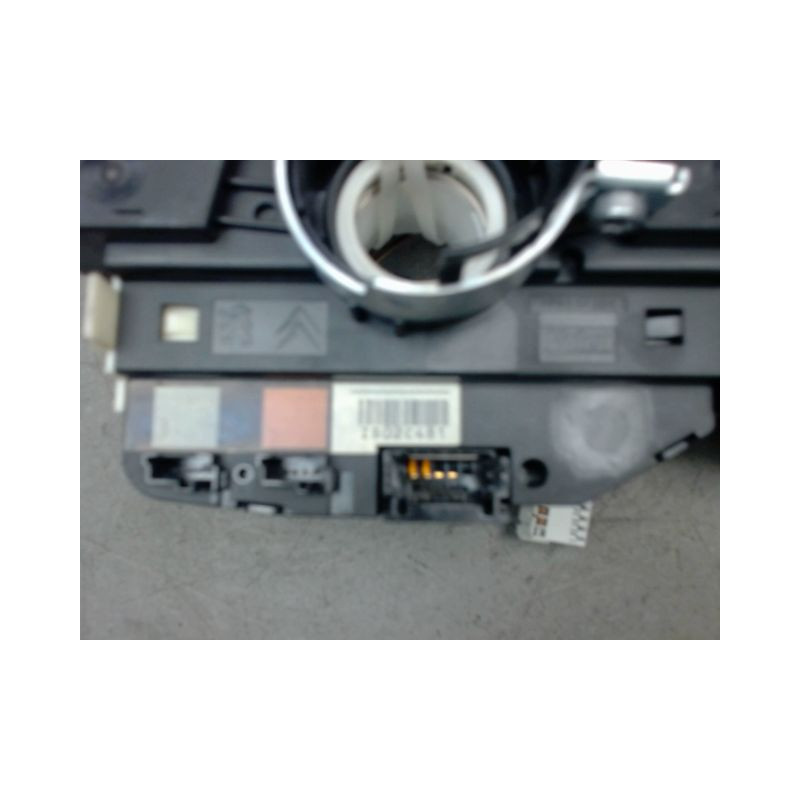 BLOC COMMODOS PEUGEOT 208