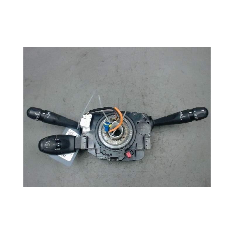 BLOC COMMODOS PEUGEOT 208