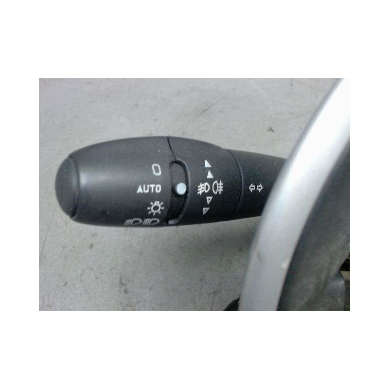 BLOC COMMODOS CITROEN C2 2003-
