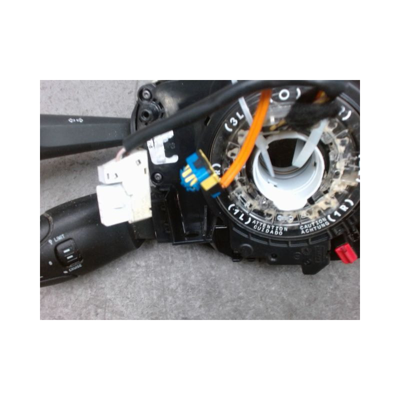 BLOC COMMODOS PEUGEOT 208
