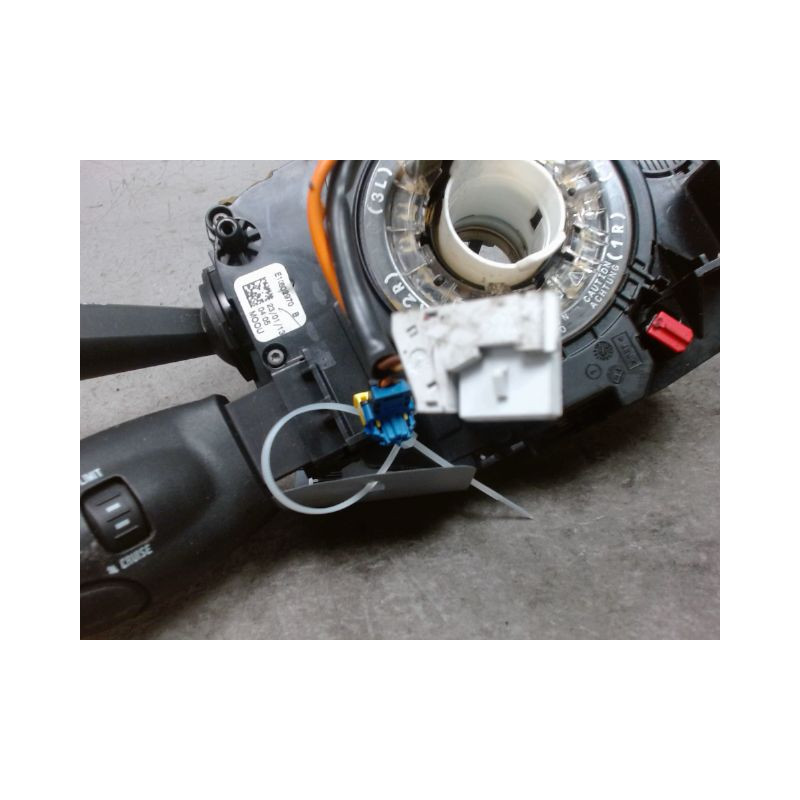 BLOC COMMODOS PEUGEOT 208