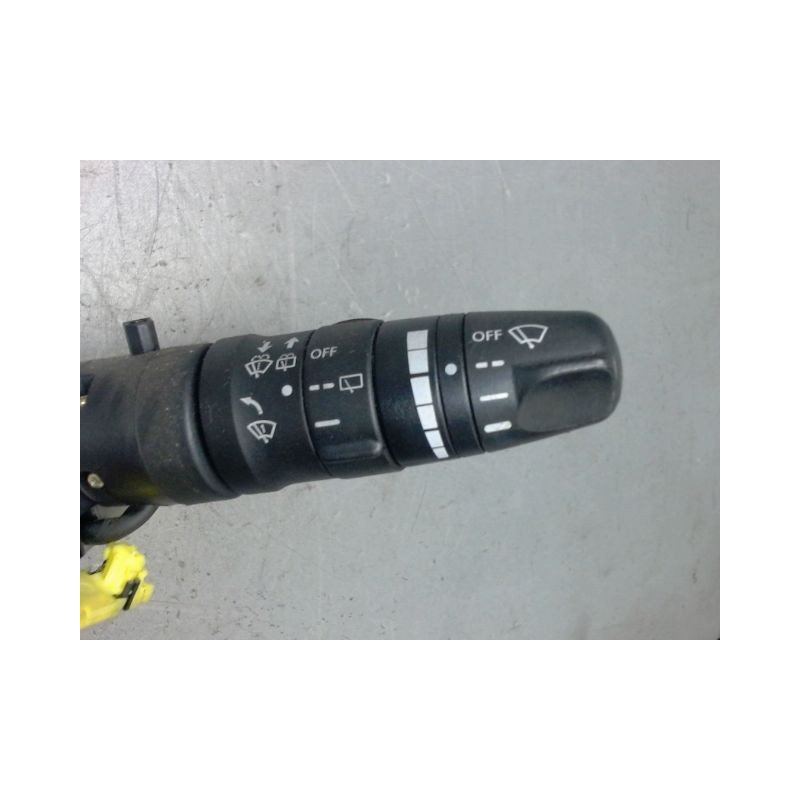 BLOC COMMODOS NISSAN MICRA 2003-2005