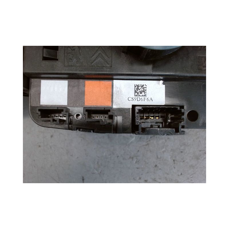 BLOC COMMODOS PEUGEOT 208