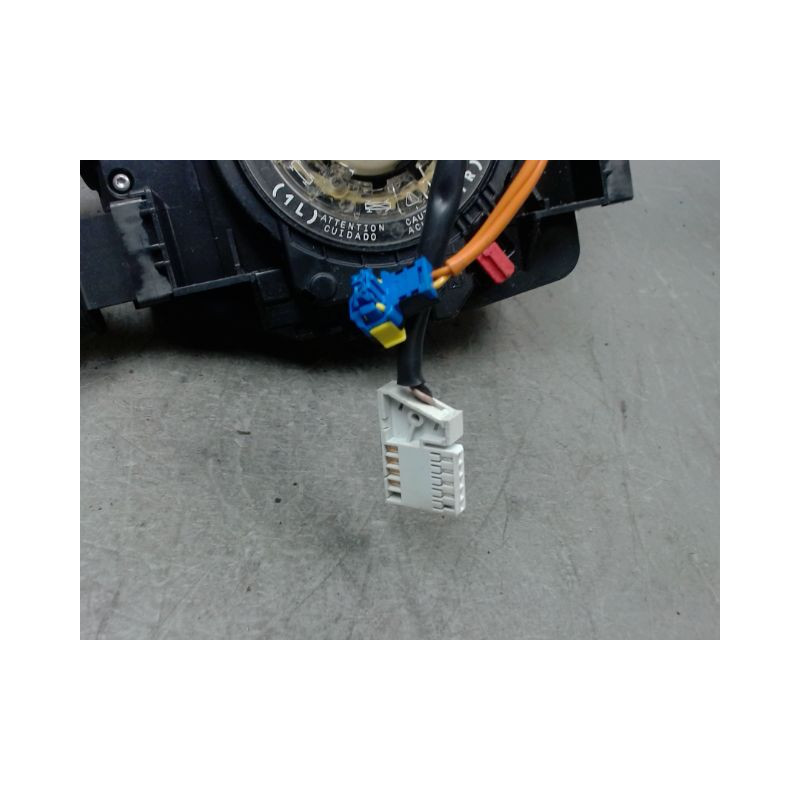 BLOC COMMODOS PEUGEOT 208
