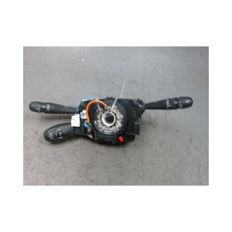 BLOC COMMODOS PEUGEOT 208
