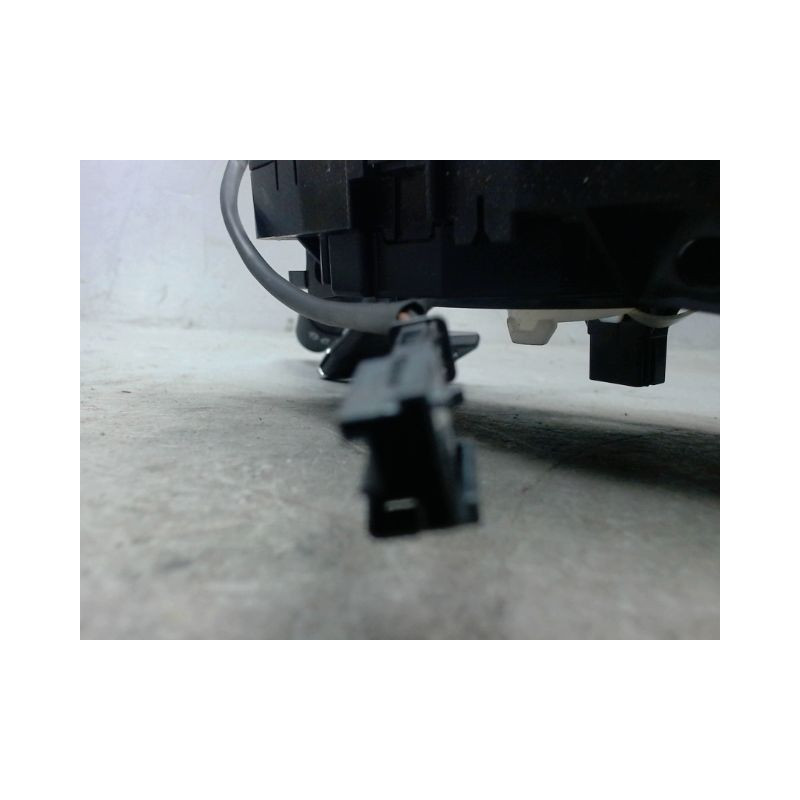 BLOC COMMODOS PEUGEOT 208