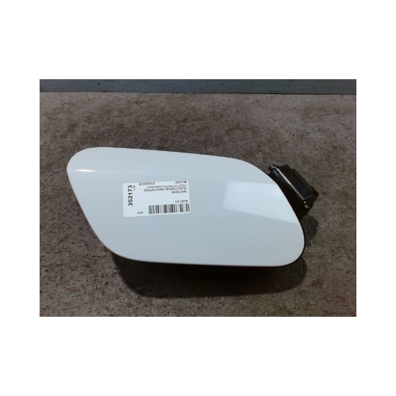 VOLET DE TRAPPE CARBURANT AUDI A1