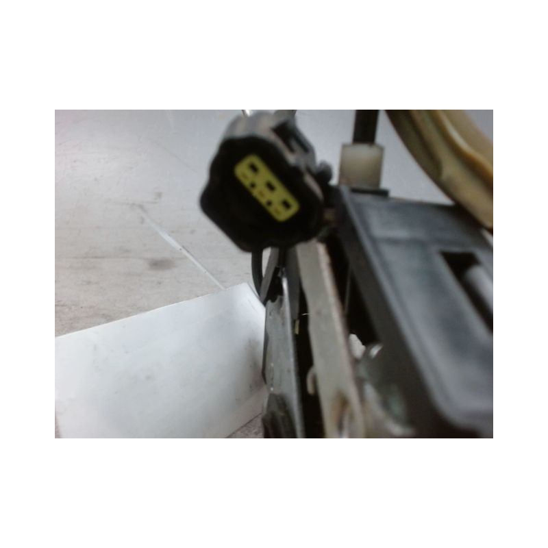 SYSTEME CONDAMNATION AVANT GAUCHE VOLKSWAGEN FOX