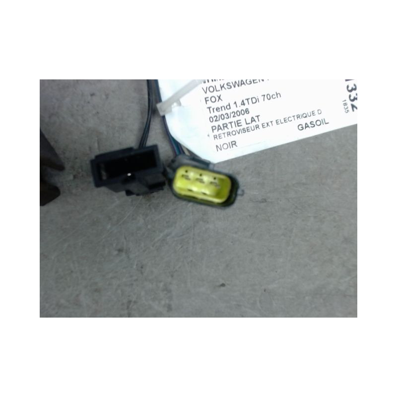 RETROVISEUR EXTERIEUR ELECTRIQUE DROIT VOLKSWAGEN FOX