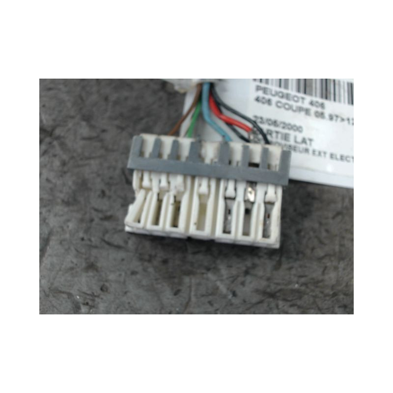 RETROVISEUR EXTERIEUR ELECTRIQUE DROIT PEUGEOT 406 COUPE 97-04
