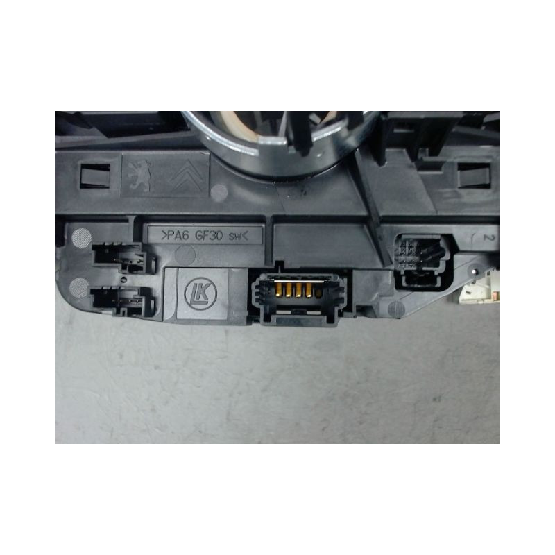 BLOC COMMODOS PEUGEOT 3008 2009-
