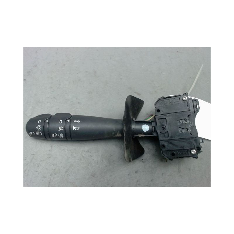 COMMANDE CLIGNOTANT DACIA SANDERO 2008-