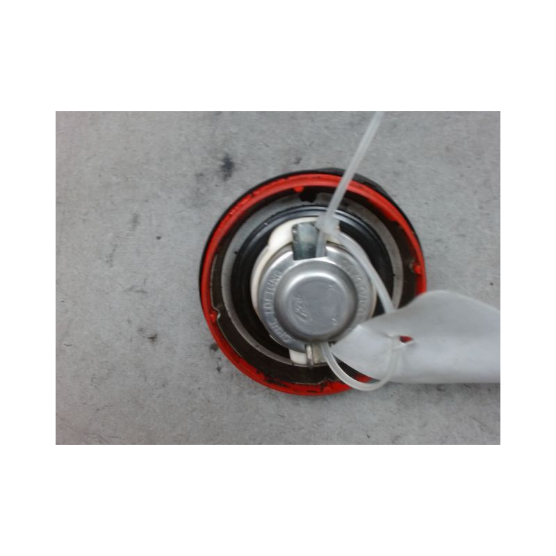 BOUCHON RESERVOIR A CARBURANT MERCEDES CLASSE C 2007-