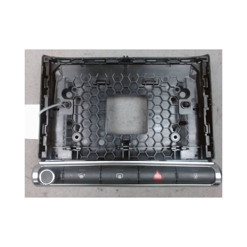 BOUTON DE WARNING CITROEN C3