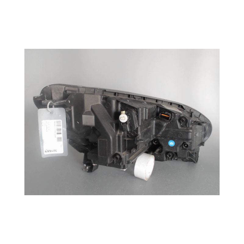 PHARE GAUCHE RENAULT MEGANE