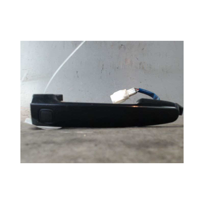 POIGNEE EXTERIEURE PORTE AVANT GAUCHE TOYOTA RAV4