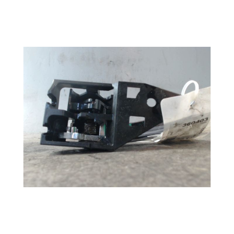 POIGNEE INTERIEURE PORTE AVANT DROIT TOYOTA RAV4