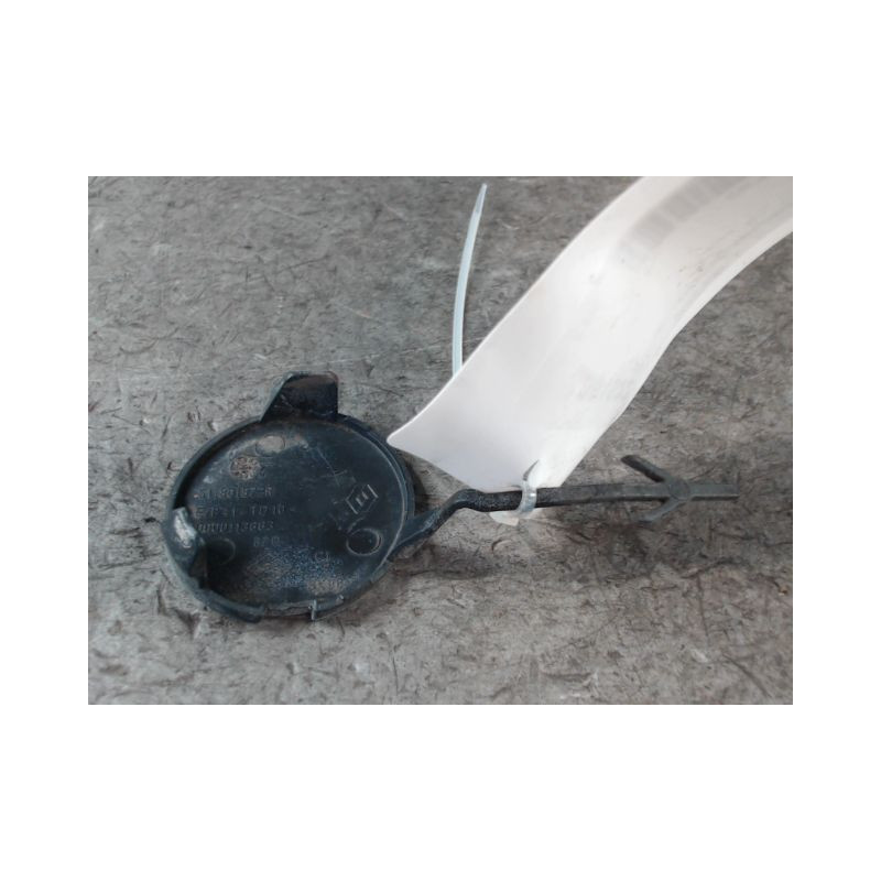 OBTURATEUR COUVRE CROCHET DE BOUCLIER AV RENAULT CLIO IV