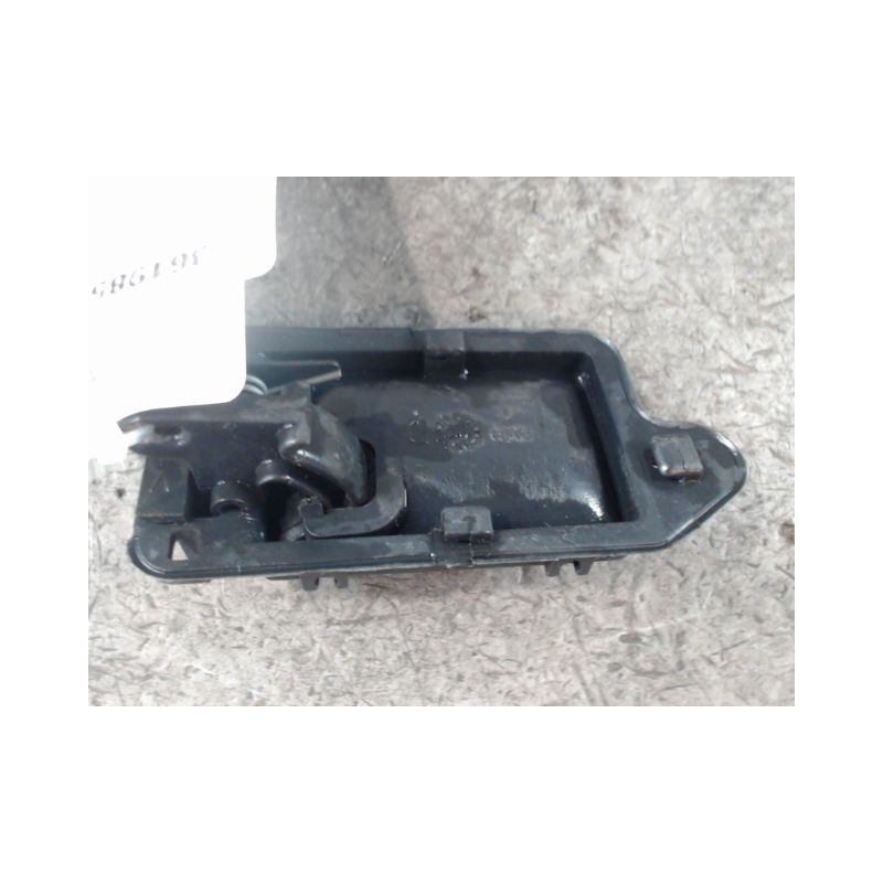 POIGNEE INTERIEURE PORTE AVANT DROIT PEUGEOT 106 96-2003