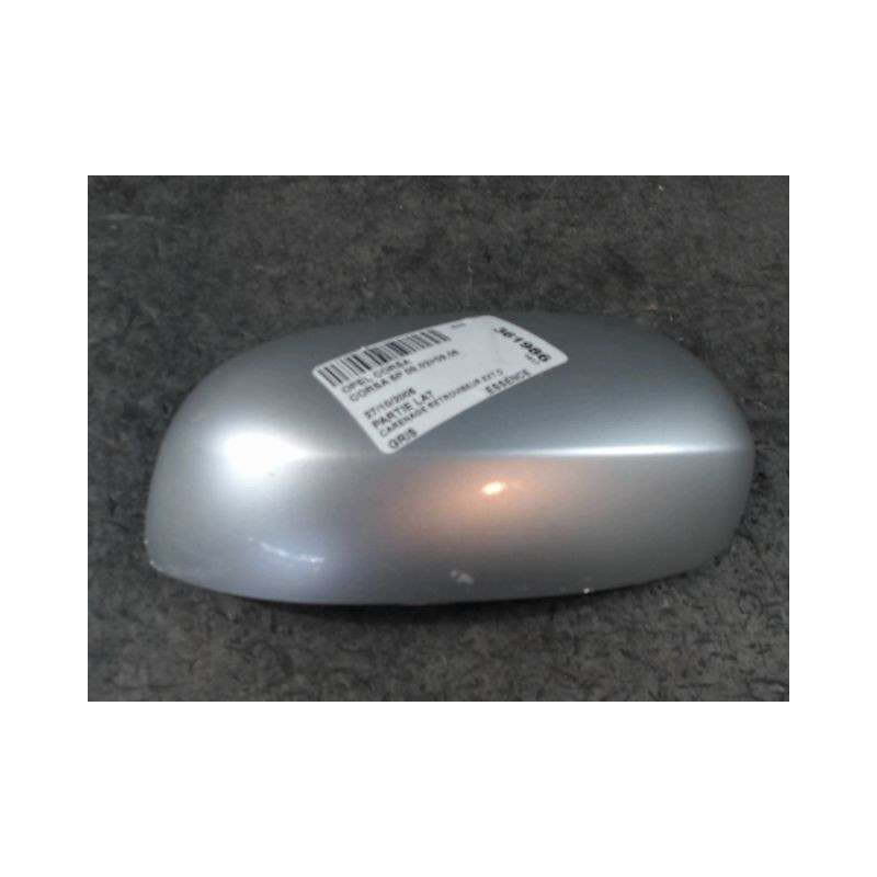 CARENAGE RETROVISEUR EXTERIEUR DROIT OPEL CORSA 03-06