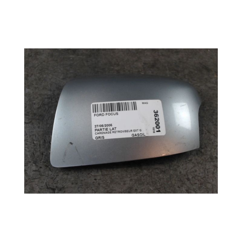 CARENAGE RETROVISEUR EXTERIEUR GAUCHE FORD FOCUS