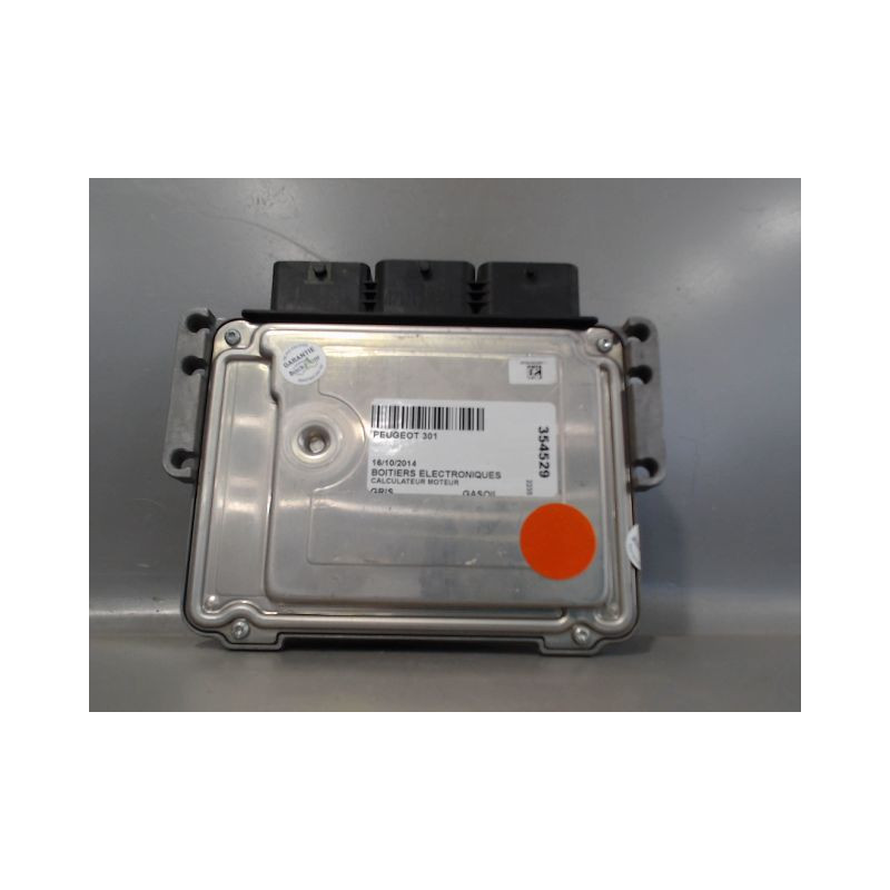 CALCULATEUR MOTEUR PEUGEOT 301
