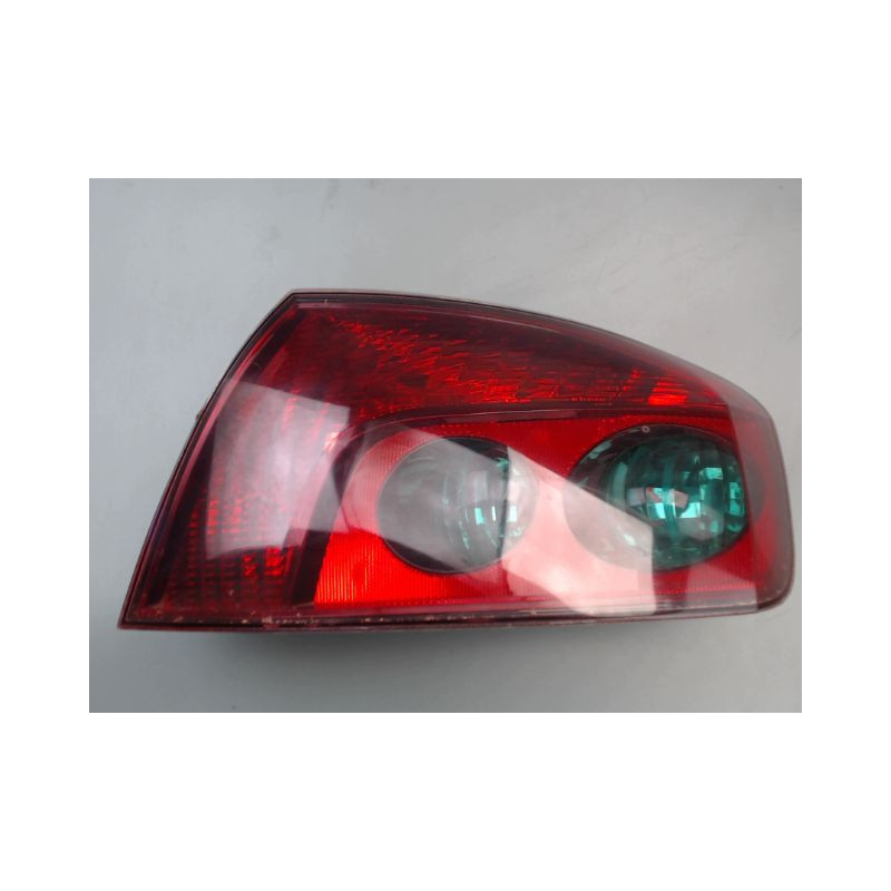 FEU ARRIERE DROIT PEUGEOT 407