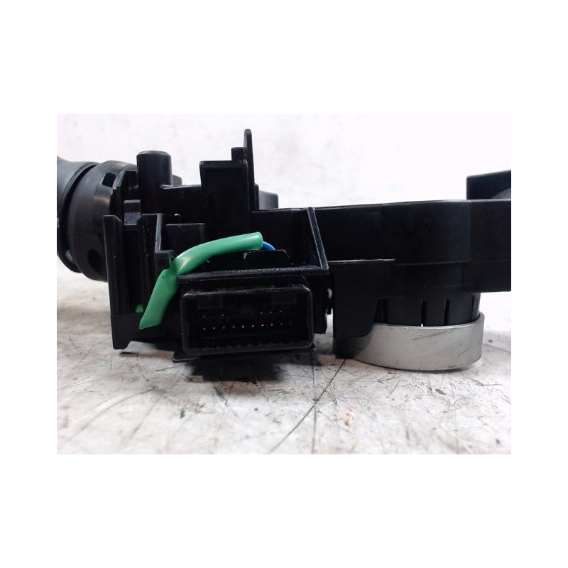COMMANDE CLIGNOTANT CITROEN C1 5P