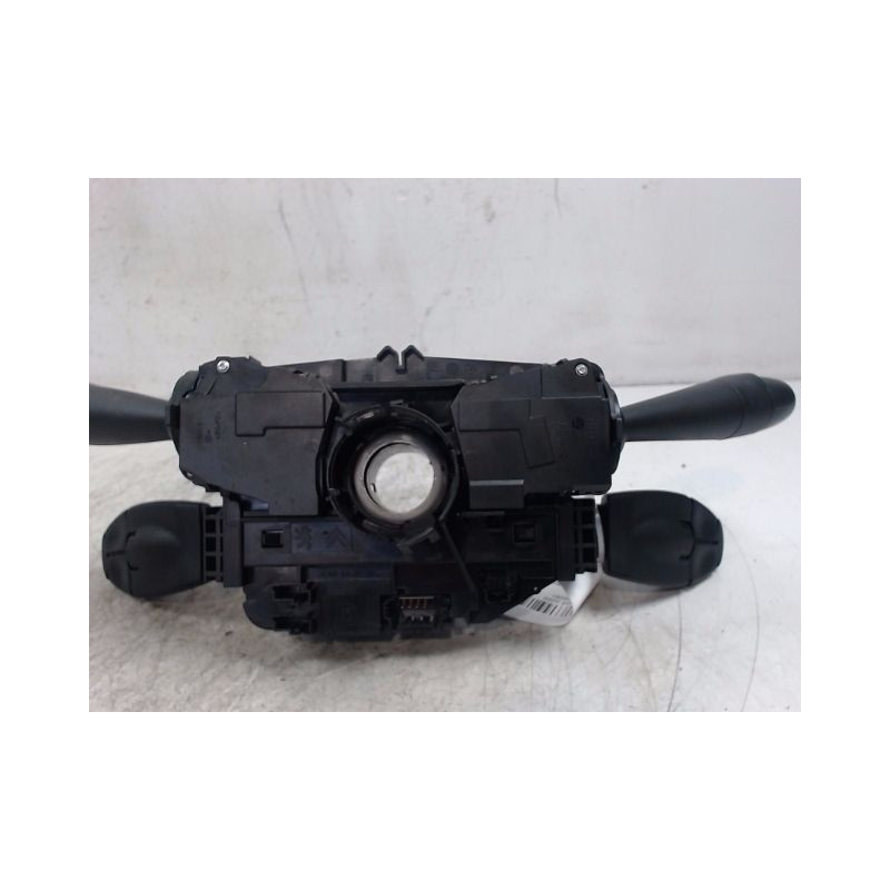 BLOC COMMODOS PEUGEOT 3008 2009-