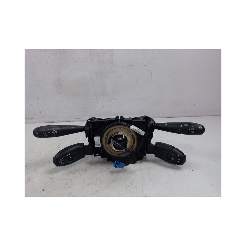 BLOC COMMODOS PEUGEOT 5008 2009-