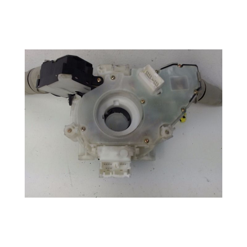 BLOC COMMODOS NISSAN MICRA