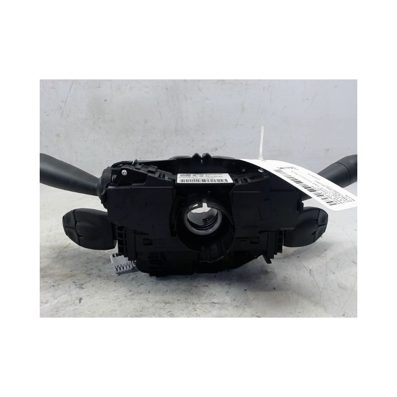 BLOC COMMODOS PEUGEOT 5008
