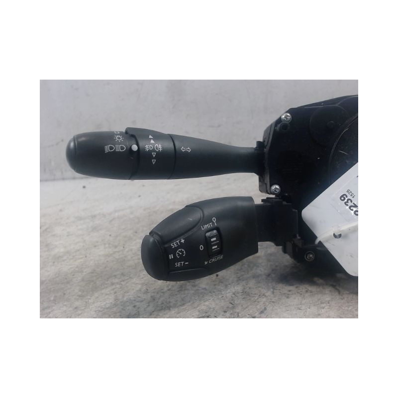 BLOC COMMODOS PEUGEOT 207 2009-