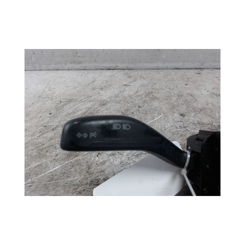 BLOC COMMODOS VOLKSWAGEN POLO 02-05