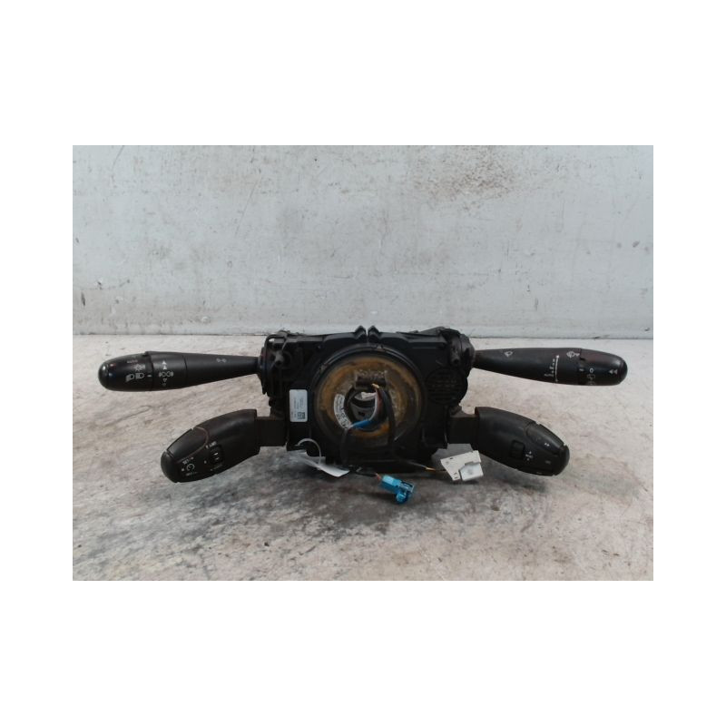 BLOC COMMODOS PEUGEOT 5008 2009-