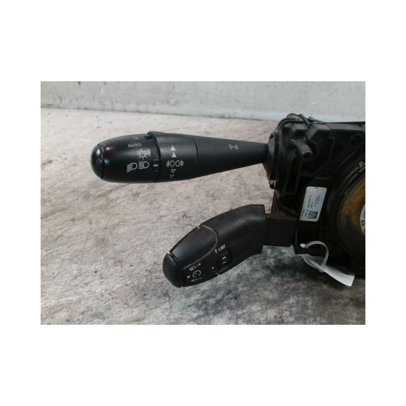 BLOC COMMODOS PEUGEOT 5008 2009-