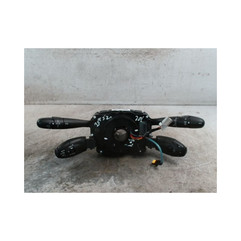 BLOC COMMODOS PEUGEOT 207 5P