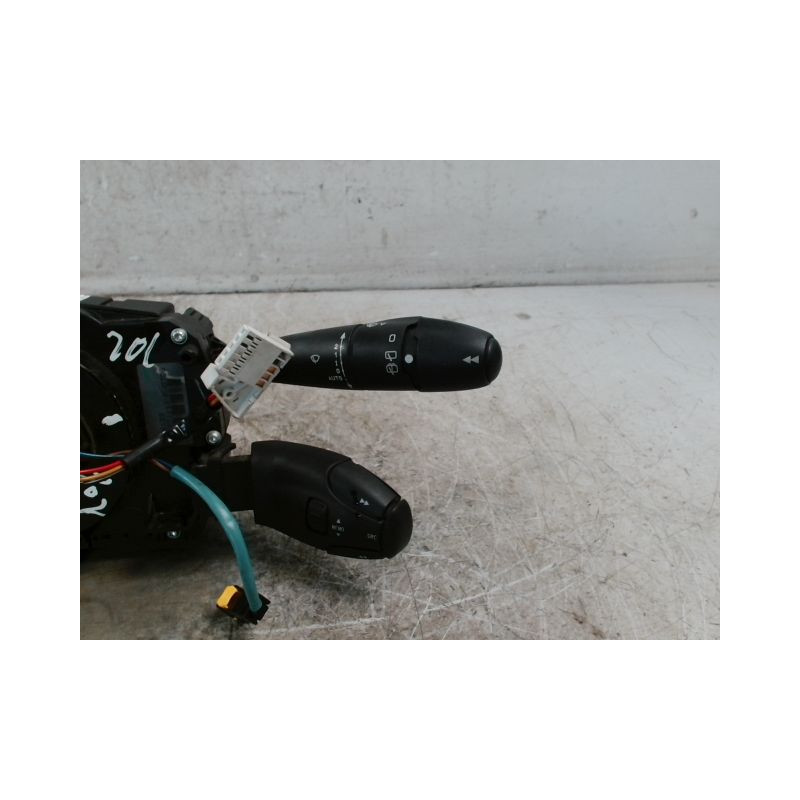 BLOC COMMODOS PEUGEOT 207 5P