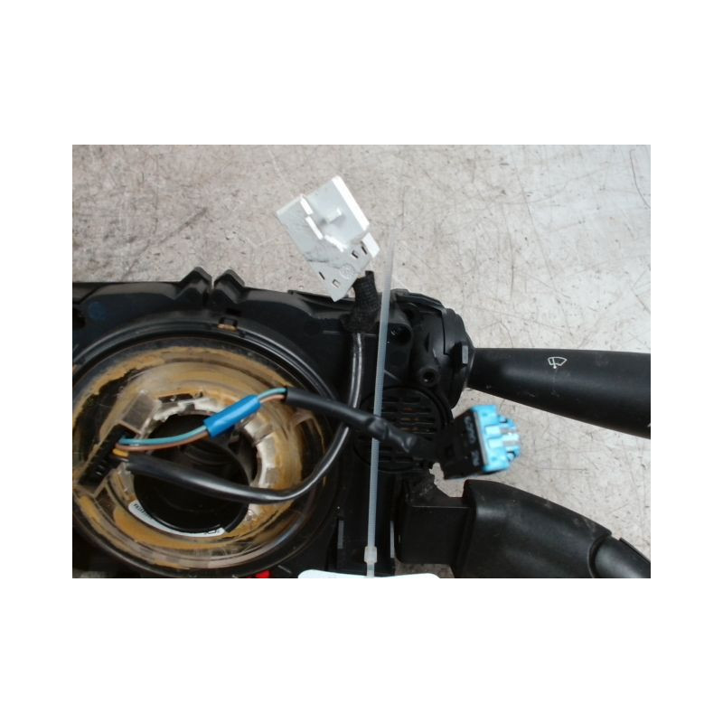 BLOC COMMODOS PEUGEOT 5008 2009-