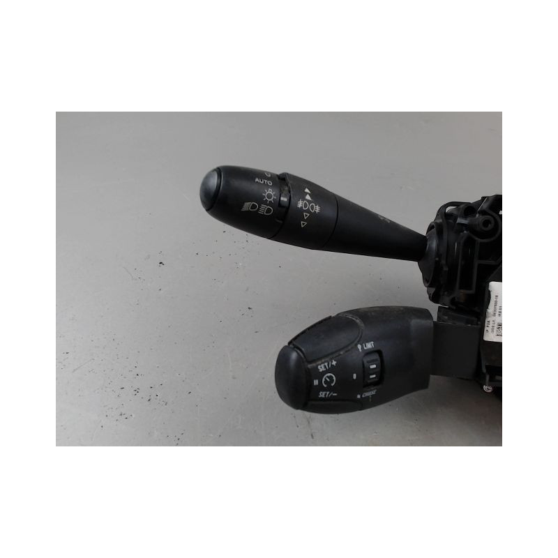 BLOC COMMODOS PEUGEOT 3008
