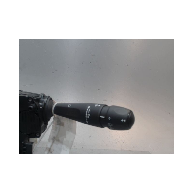 BLOC COMMODOS PEUGEOT 208