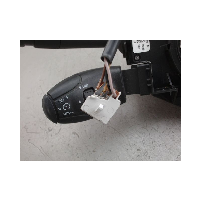 BLOC COMMODOS PEUGEOT 208