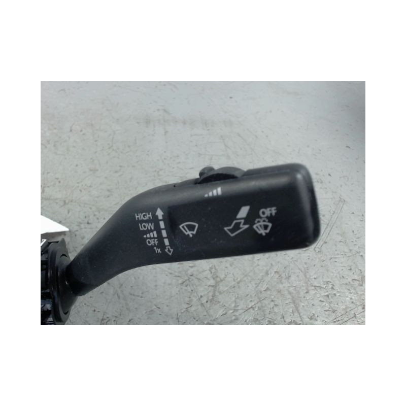 BLOC COMMODOS VOLKSWAGEN JETTA 2005-