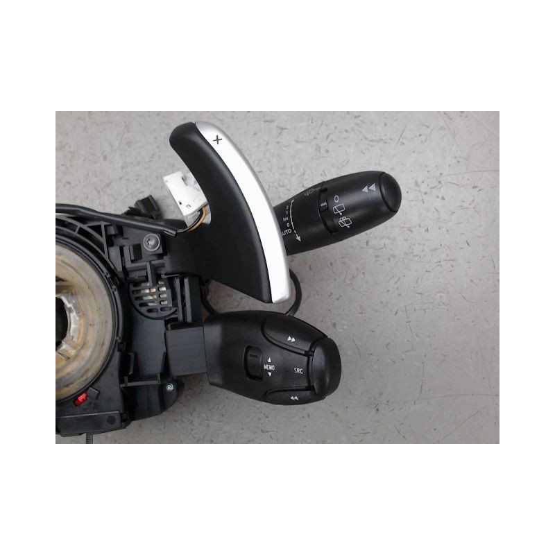 BLOC COMMODOS PEUGEOT 3008