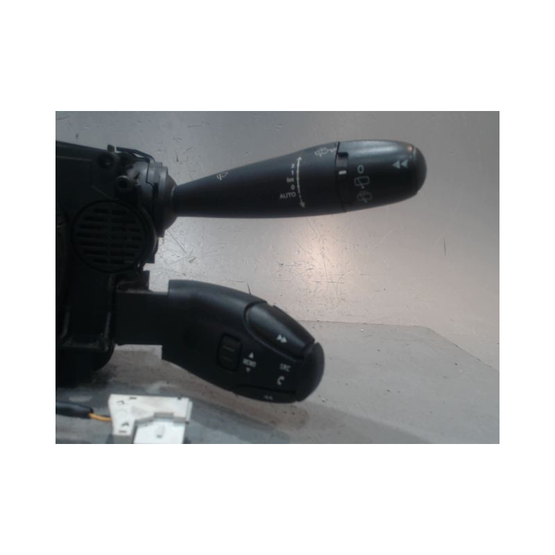 BLOC COMMODOS PEUGEOT 3008